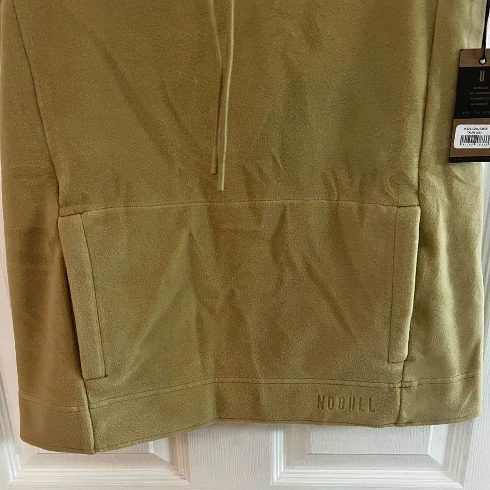 NOBULL/women’s NWT  Tan Sleeveless Hoodie Pullover Vest, size XS - Picture 2 of 7